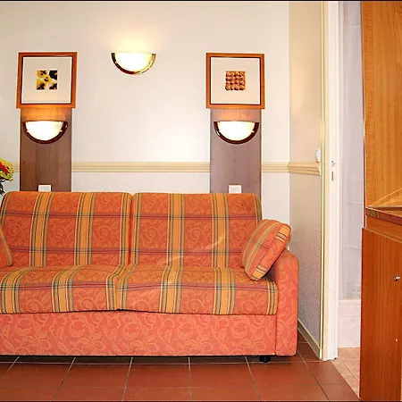 Pavillon Courcelles Parc Monceau 3*