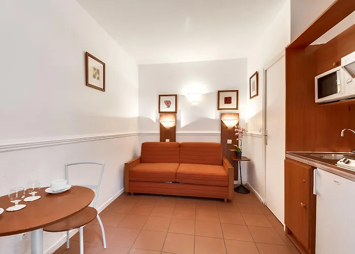 Pavillon Courcelles Parc Monceau パリ