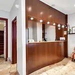 Pavillon Courcelles Parc Monceau Apart Otel 3*