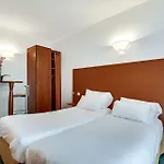 Pavillon Courcelles Parc Monceau Apart Otel Paris