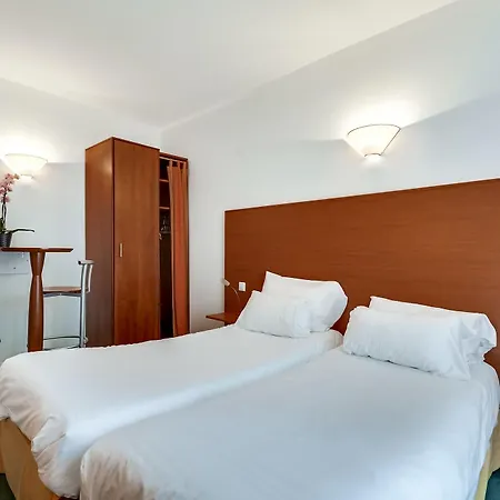 Pavillon Courcelles Parc Monceau Apart Otel Paris