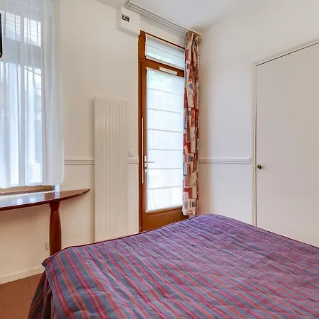 Pavillon Courcelles Parc Monceau מלון דירות פריז