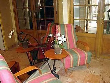 Pavillon Courcelles Parc Monceau 3*