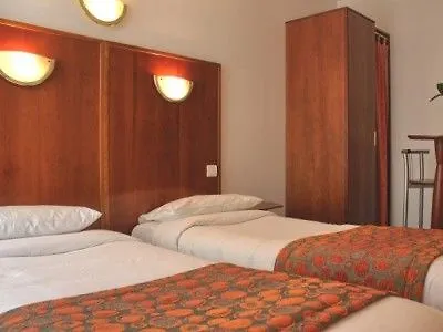 Pavillon Courcelles Parc Monceau 3* Париж