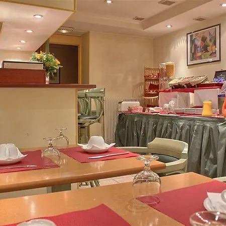 Pavillon Courcelles Parc Monceau 3* パリ