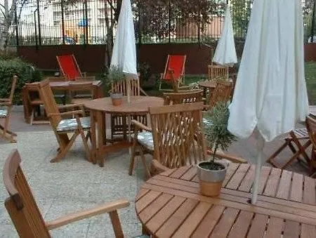 Pavillon Courcelles Parc Monceau 3*