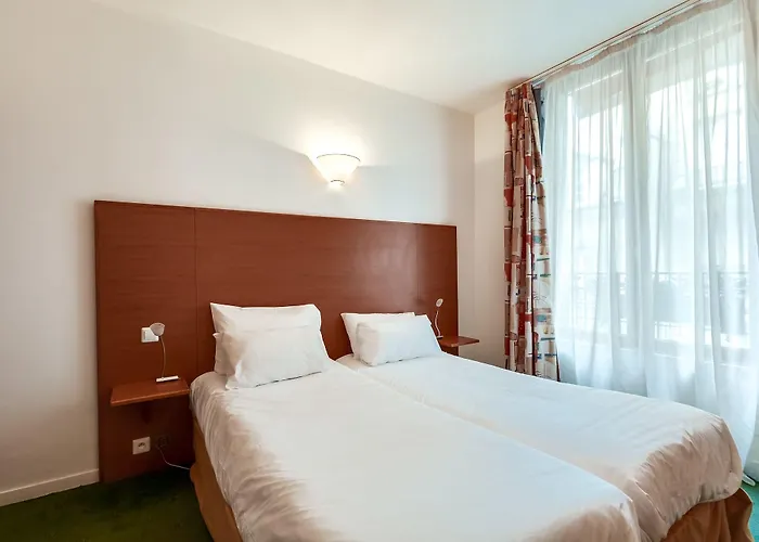 Hotel apartamentowy Pavillon Courcelles Parc Monceau Paryż