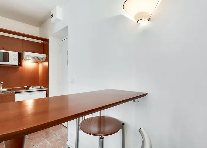 Pavillon Courcelles Parc Monceau Hotel apartamentowy Paryż