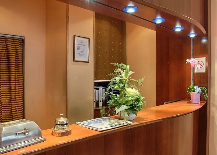 Pavillon Courcelles Parc Monceau 3*