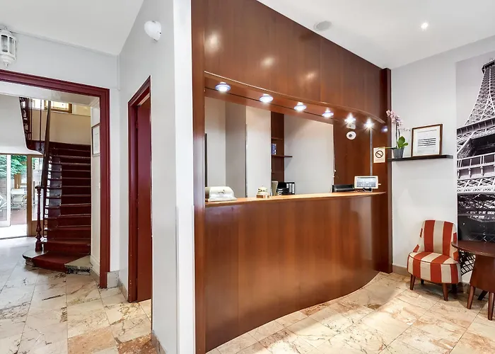 Pavillon Courcelles Parc Monceau Apartahotel 3*