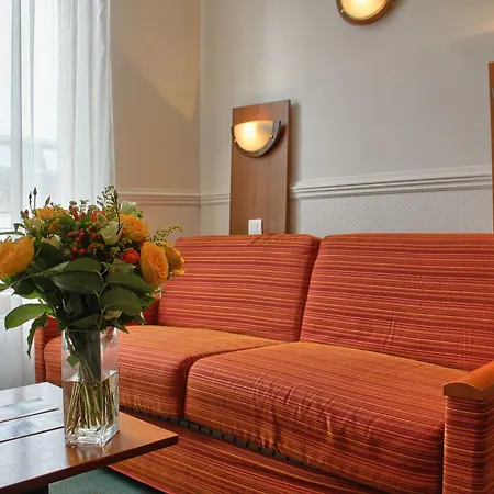 Pavillon Courcelles Parc Monceau 3*