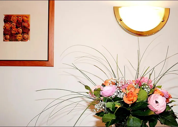 公寓式酒店 Pavillon Courcelles Parc Monceau 3*