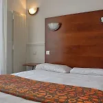 Hotel apartamentowy Pavillon Courcelles Parc Monceau 3*